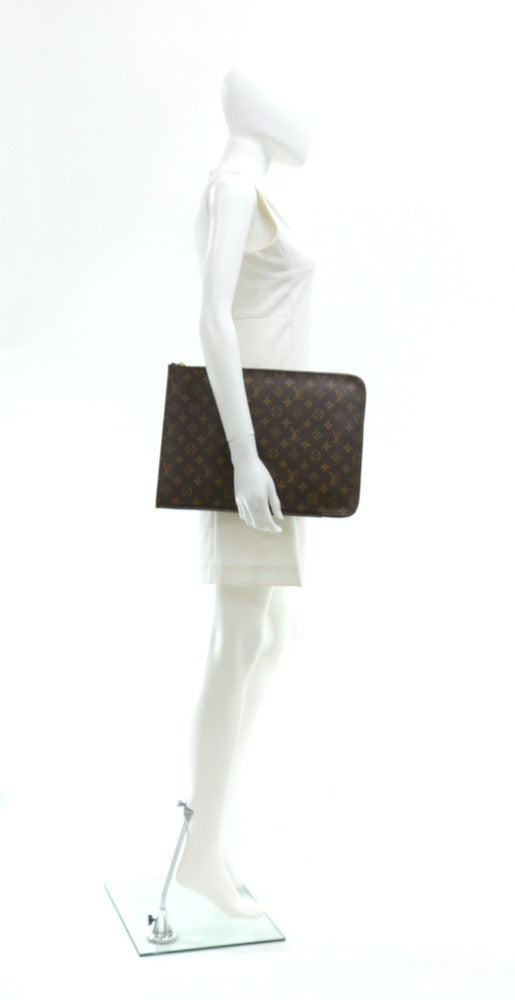 poche documents portfolio monogram canvas clutch bag