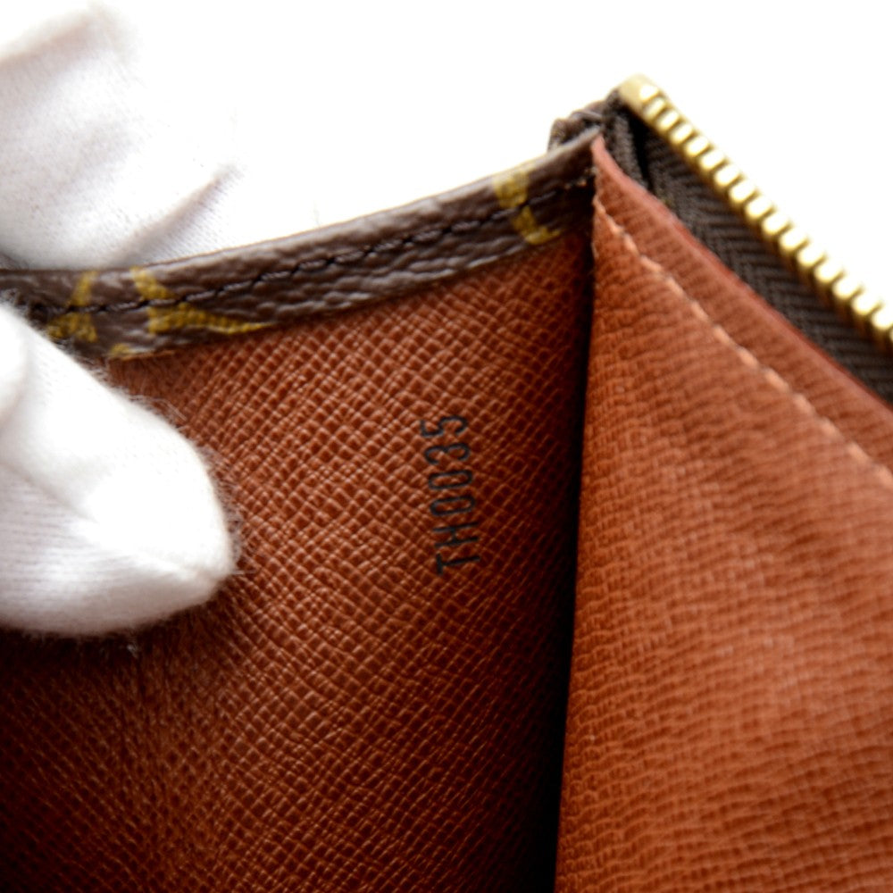 poche documents portfolio monogram canvas clutch bag