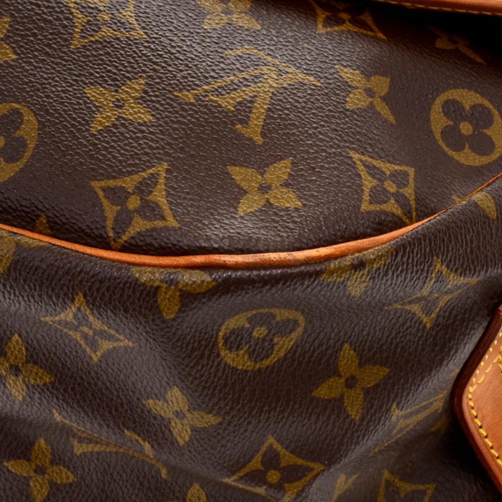 saumur 35 monogram canvas shoulder bag
