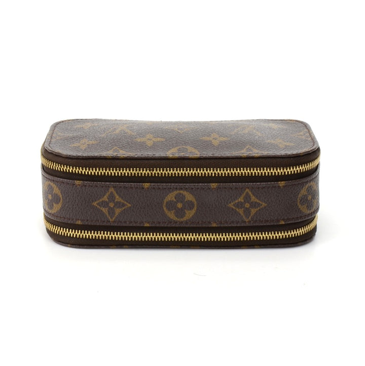 trousse blush pm monogram canvas cosmetic case