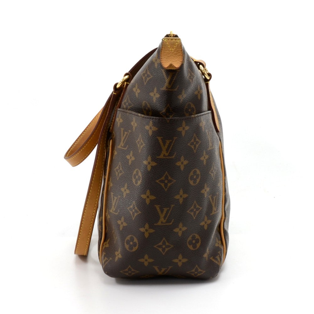 totally pm monogram canvas shoulder bag