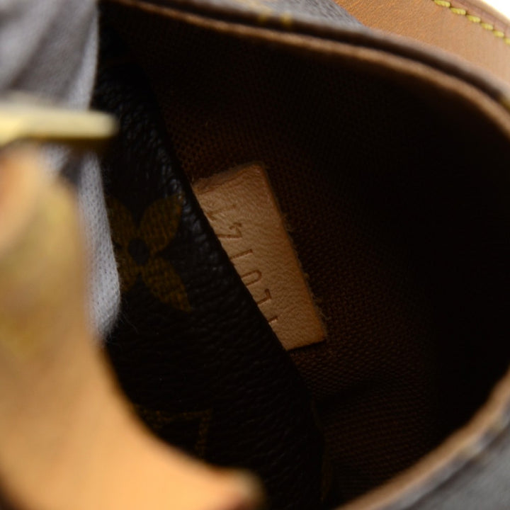 totally pm monogram canvas shoulder bag