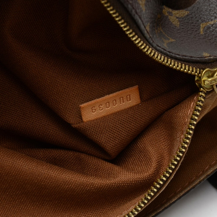 cabas beaubourg monogram canvas tote bag