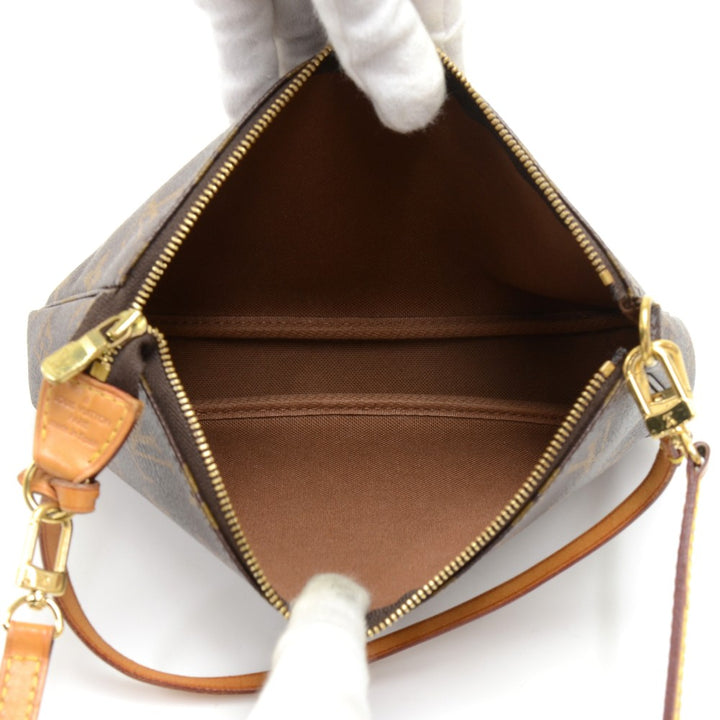 pochette accessories monogram canvas shoulder bag