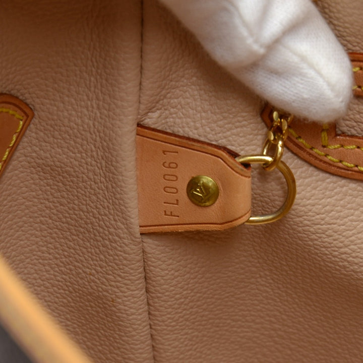 bucket pm monogram canvas shoulder bag