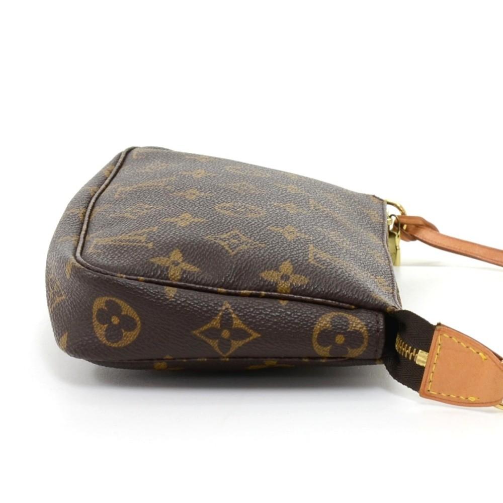 pochette accessoires monogram canvas evening bag