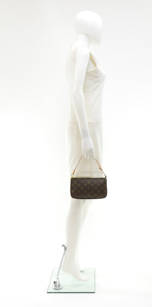 pochette accessoires monogram canvas handbag
