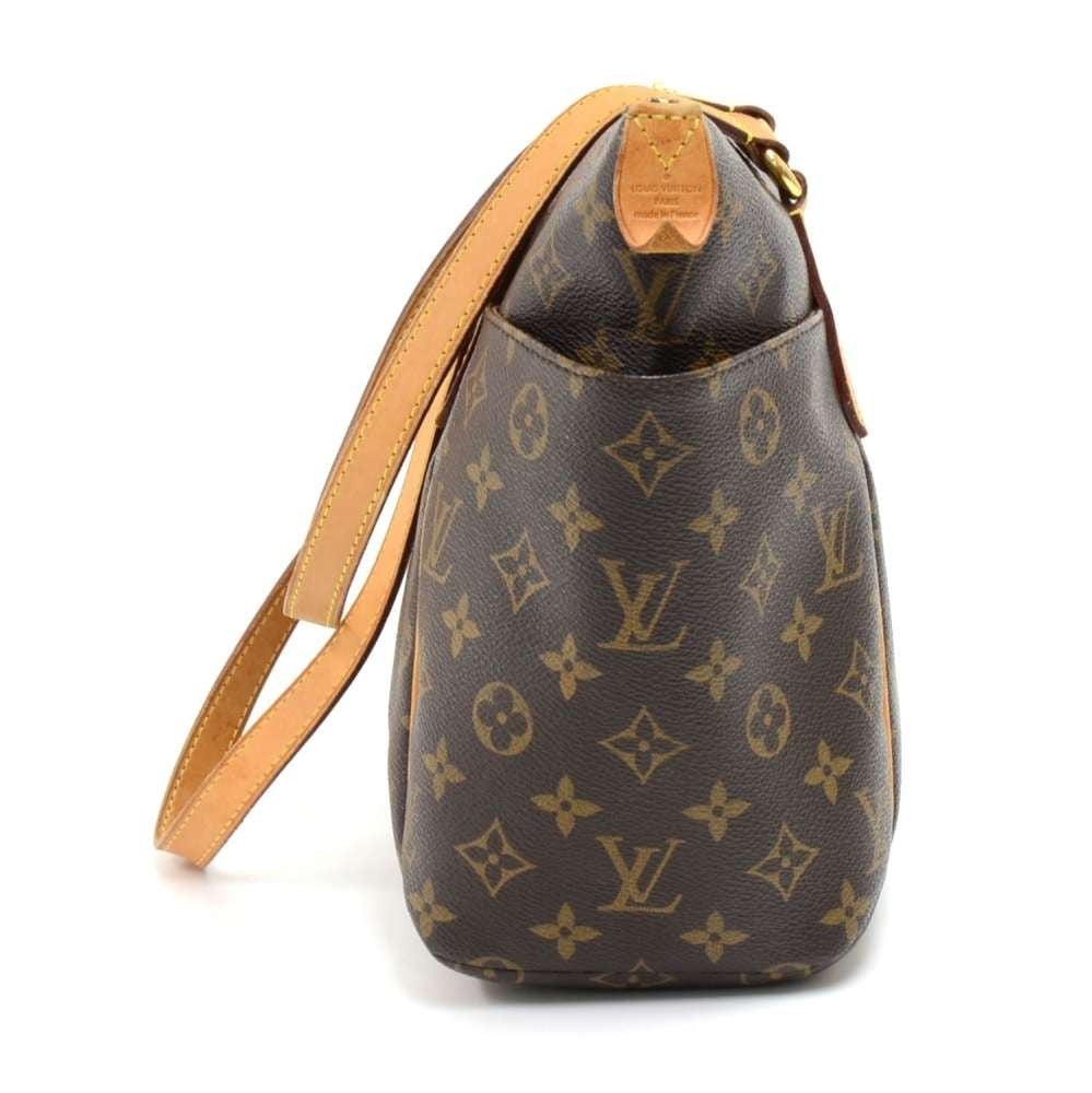 totally pm monogram canvas shoulder bag