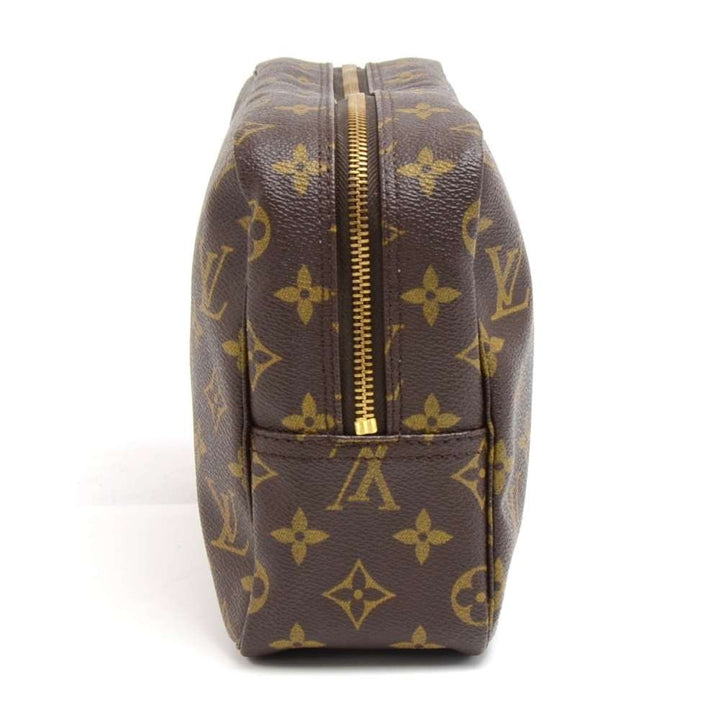 trousse toilette 28 monogram canvas cosmetic pouch