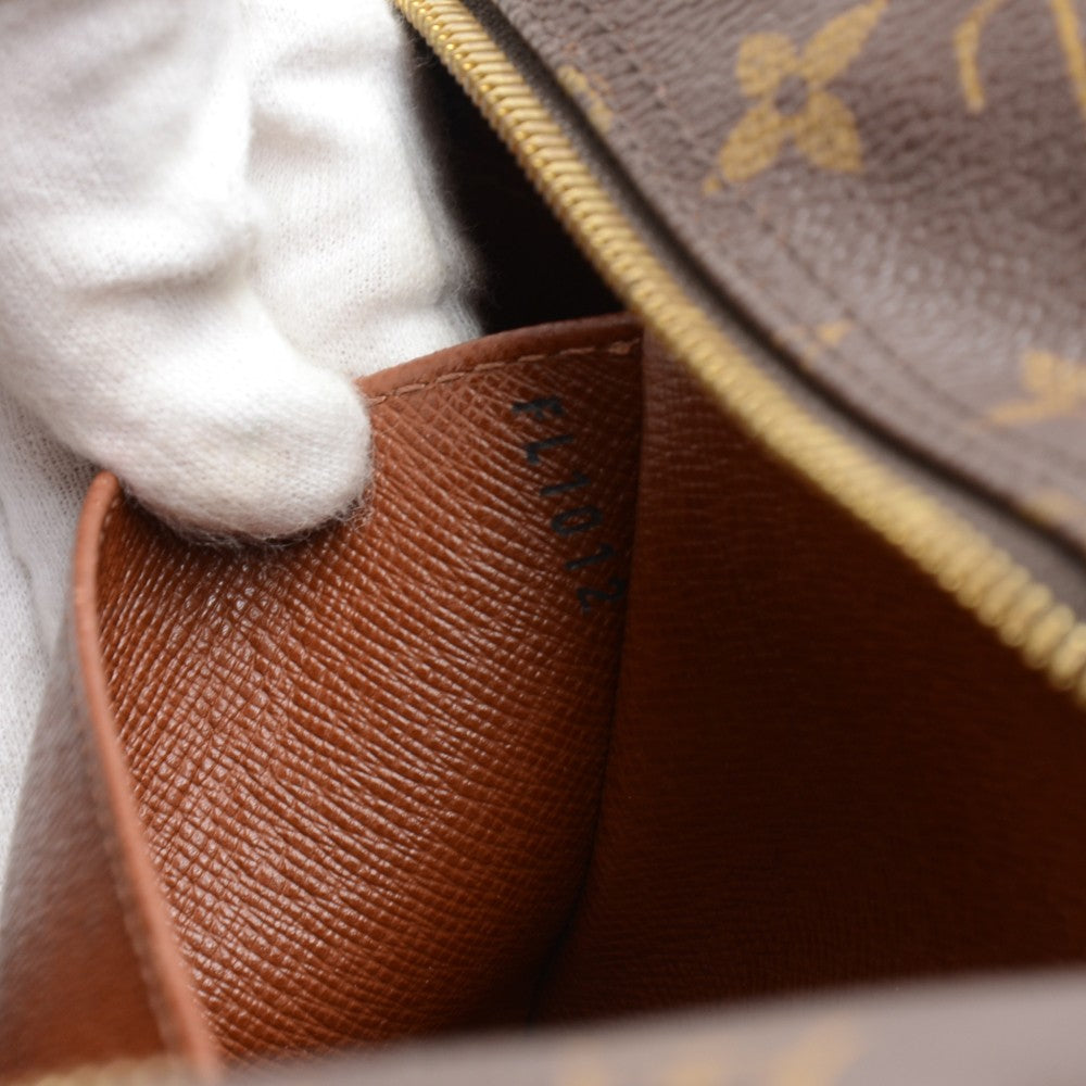 cite mm monogram canvas shoulder bag