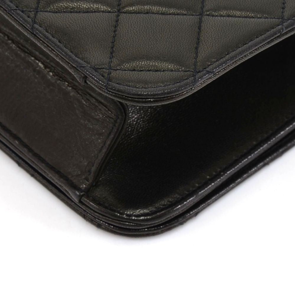 9" classic flap quilted lambskin leather shoulder bag