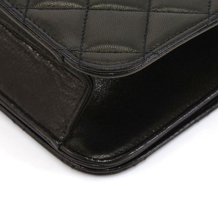 9" classic flap quilted lambskin leather shoulder bag
