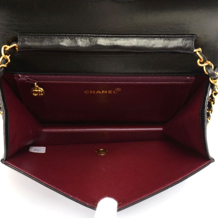 9" classic flap quilted lambskin leather shoulder bag