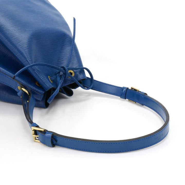 petit noe blue epi leather bag