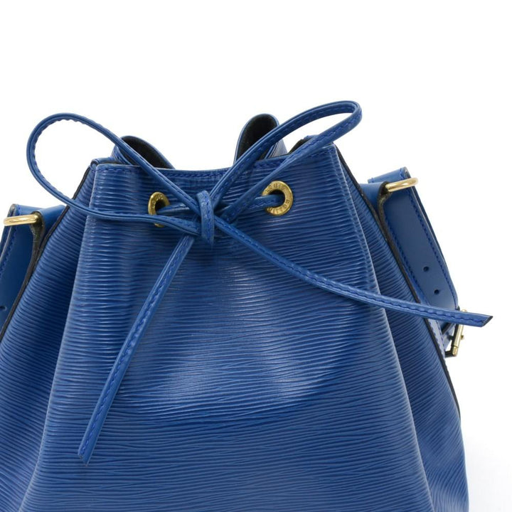 petit noe blue epi leather bag