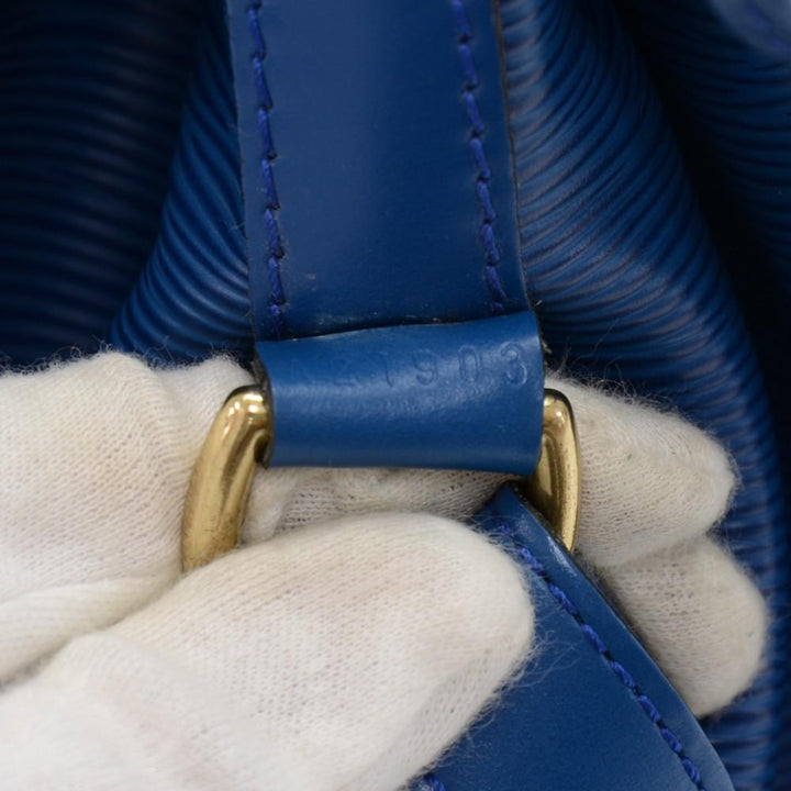 petit noe blue epi leather bag