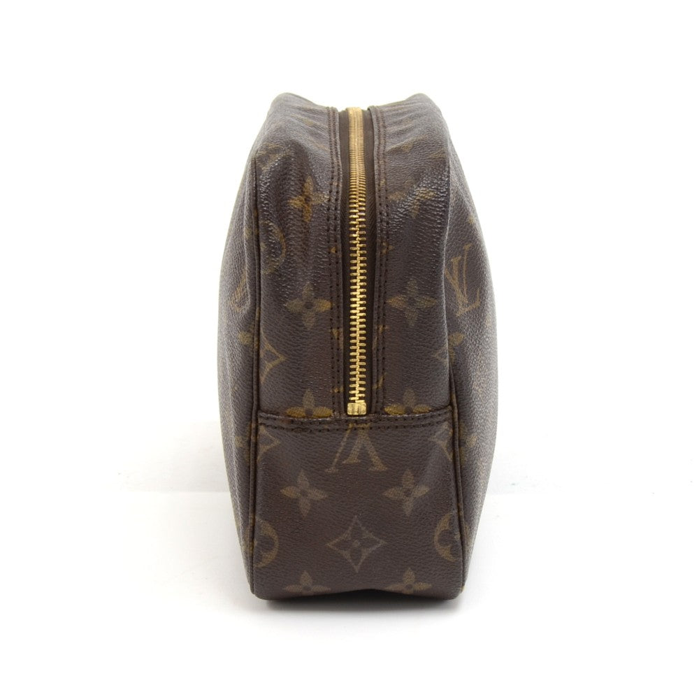 trousse toilette 28 monogram canvas cosmetic pouch
