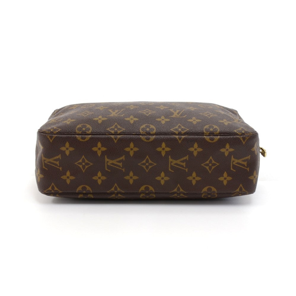 trousse toilette 28 monogram canvas cosmetic pouch
