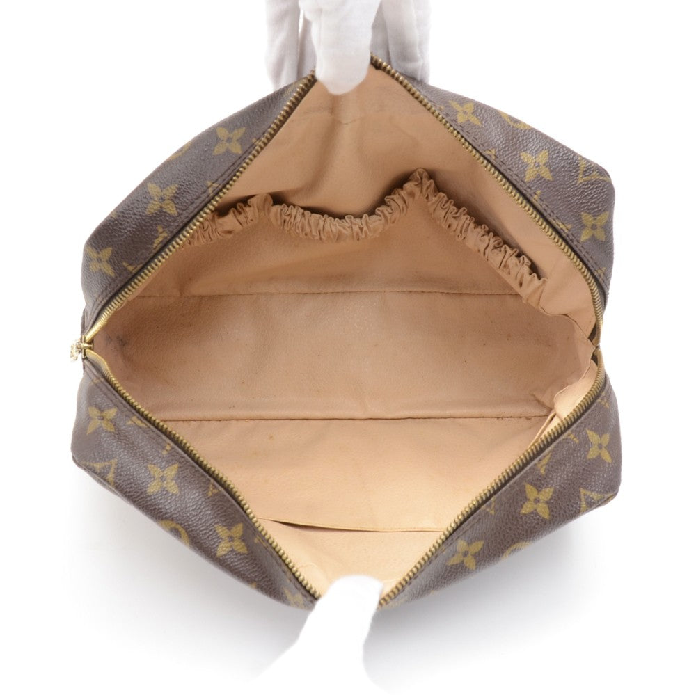 trousse toilette 28 monogram canvas cosmetic pouch