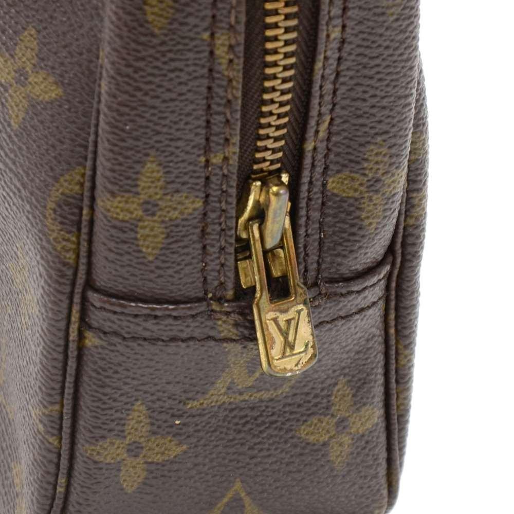 trousse toilette 23 monogram canvas clutch bag