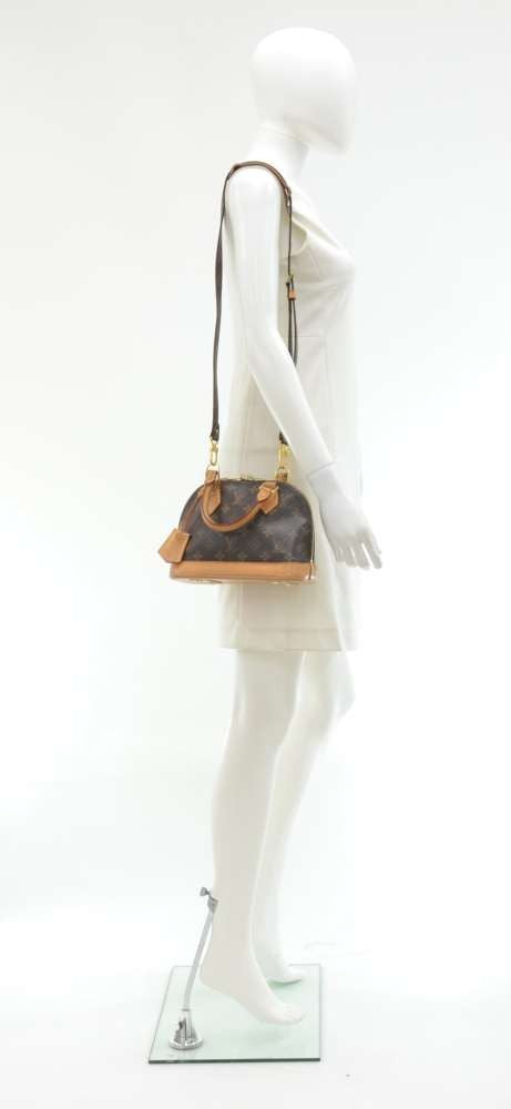 alma bb monogram canvas shoulder bag