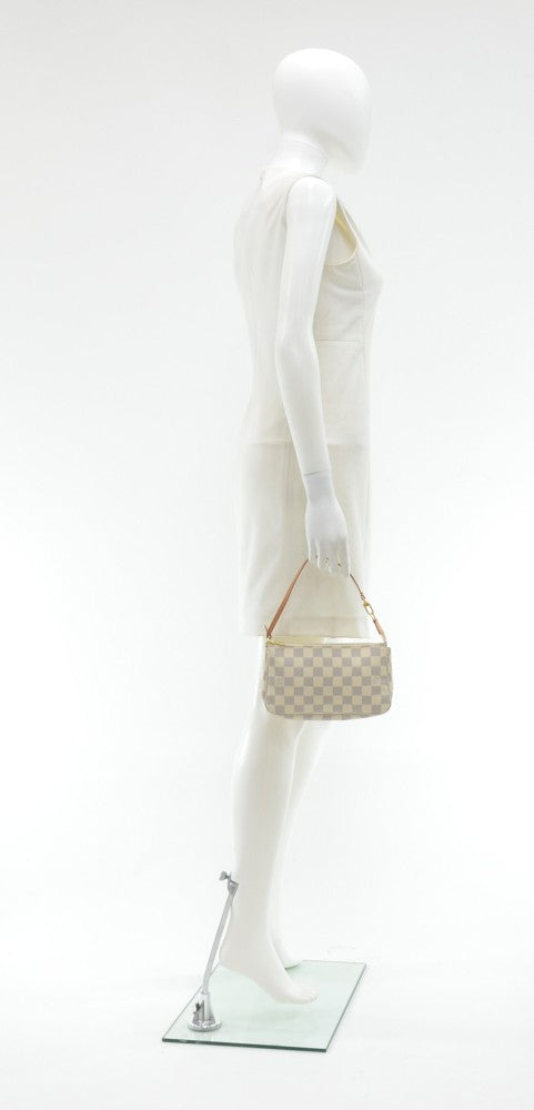 pochette accessoires damier azur canvas bag