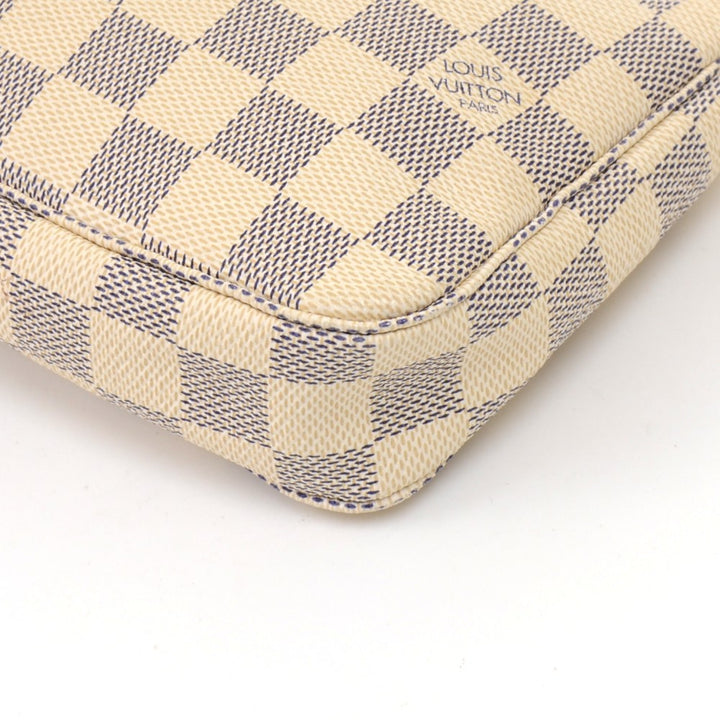 pochette accessoires damier azur canvas bag