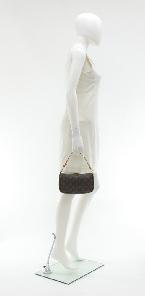 pochette accessoires monogram canvas bag