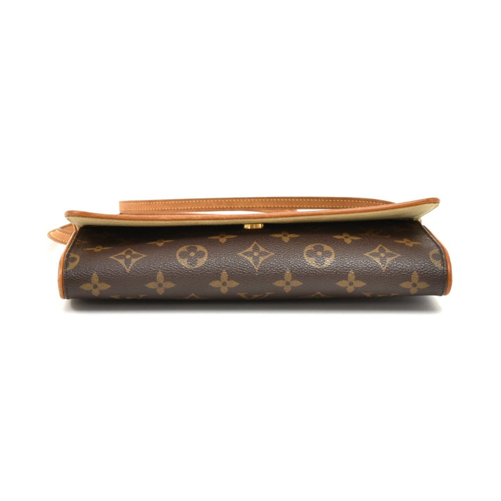 pochette twin gm monogram canvas shoulder bag