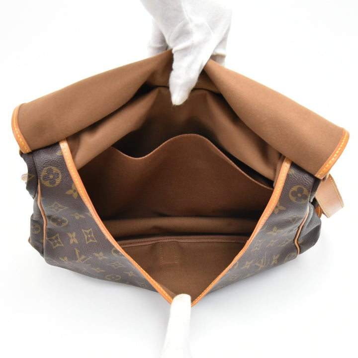 saumur 35 monogram canvas messenger bag