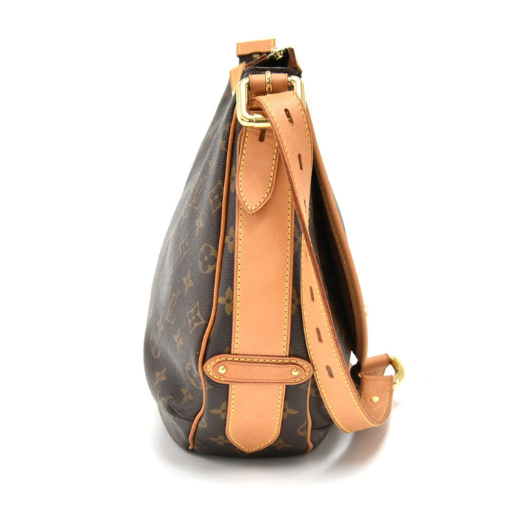 tulum gm monogram canvas shoulder bag