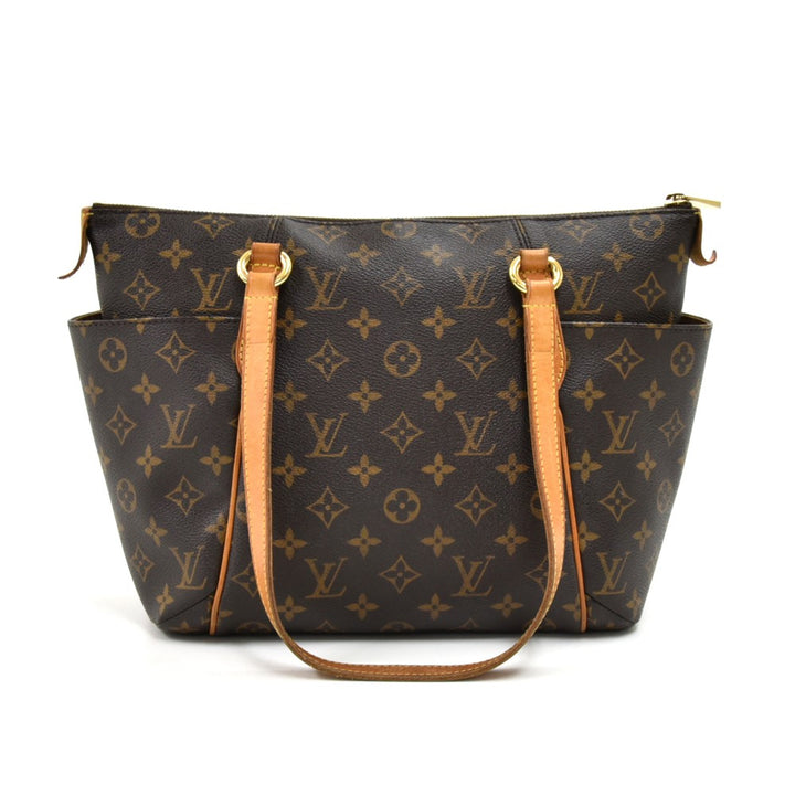 totally pm monogram canvas bag