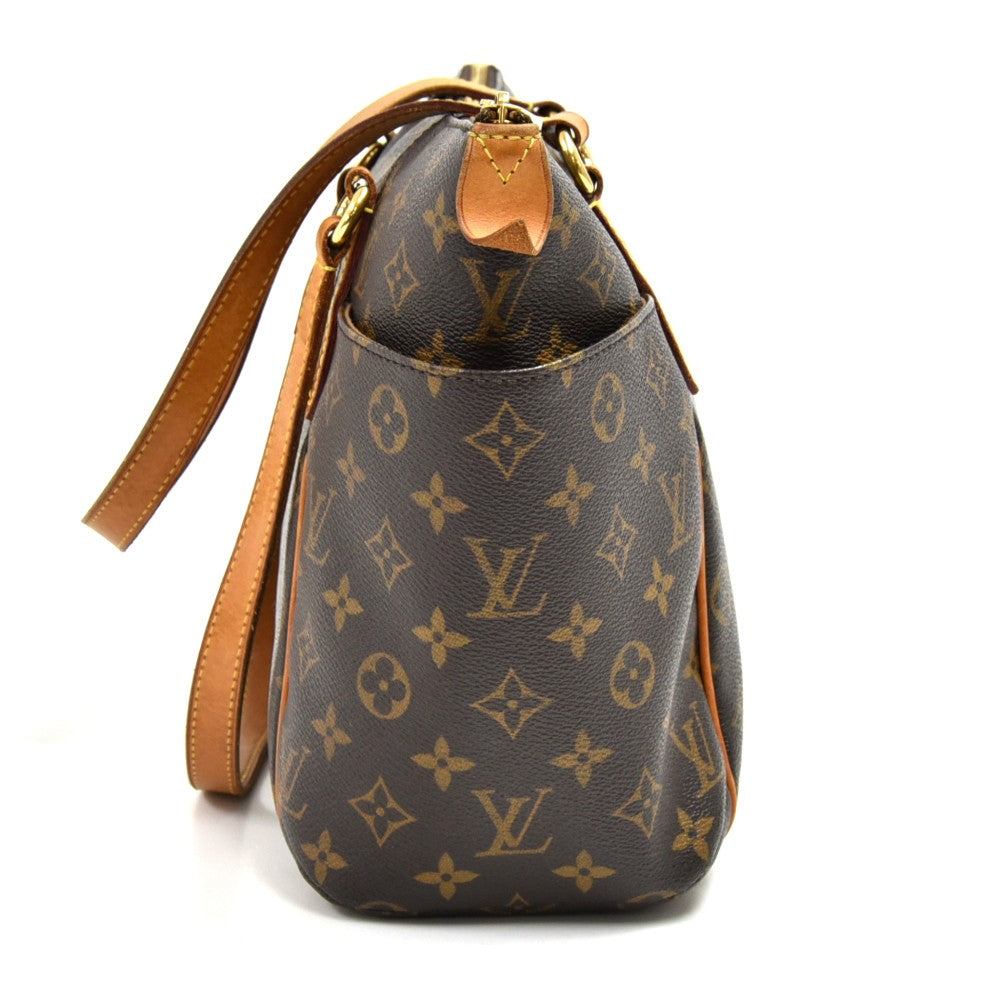 totally pm monogram canvas bag