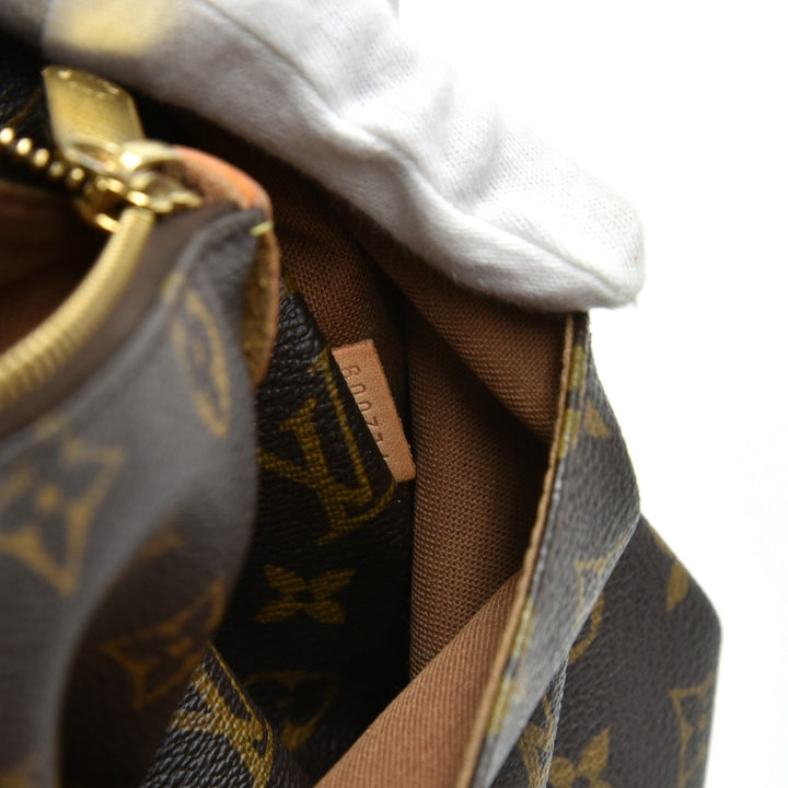 totally pm monogram canvas bag