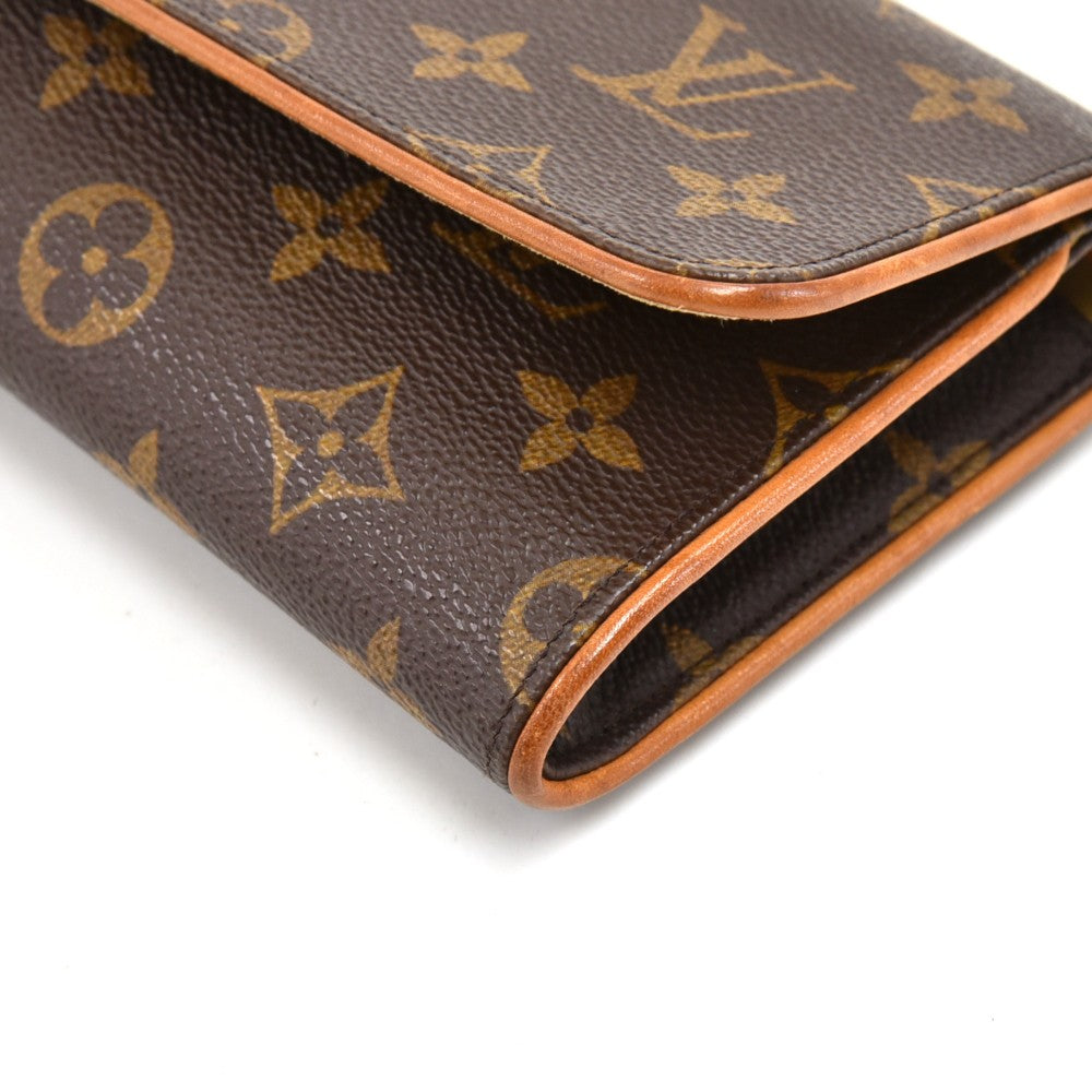 pochette twin gm monogram canvas bag