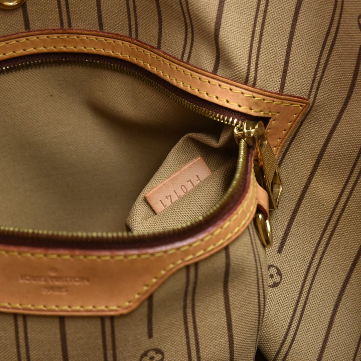 delightful pm monogram canvas bag