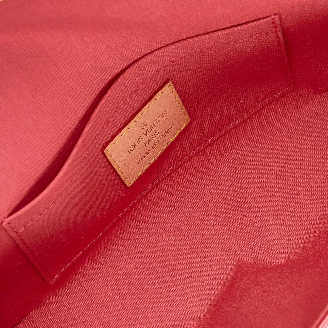 malibu street monogram vernis leather shoulder bag