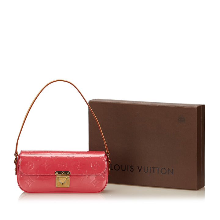 malibu street monogram vernis leather shoulder bag