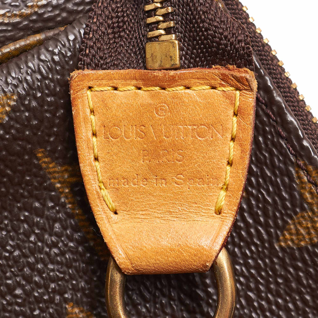 pochette accessoires monogram canvas bag