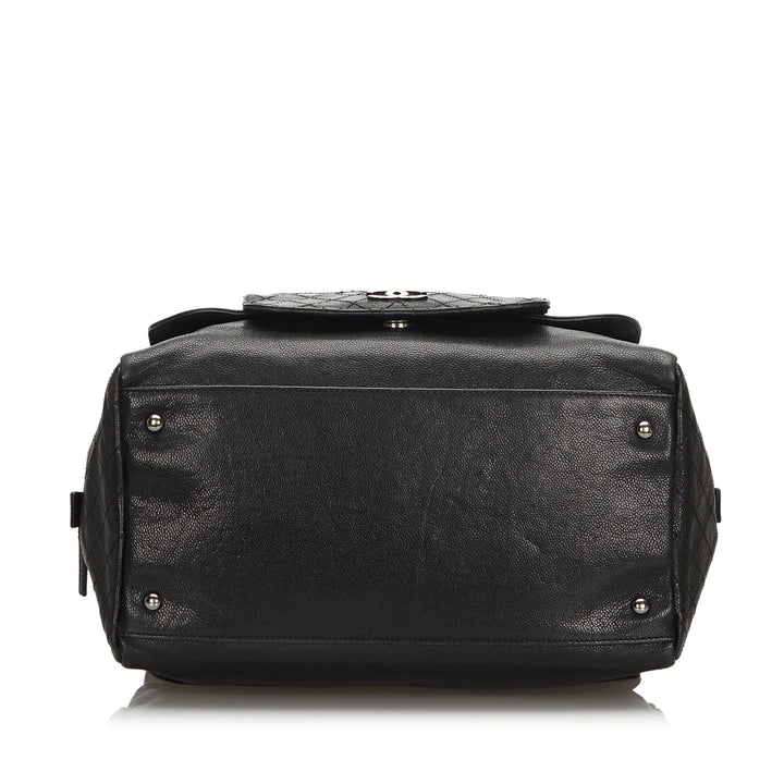 pocket in the city caviar leather flap bag