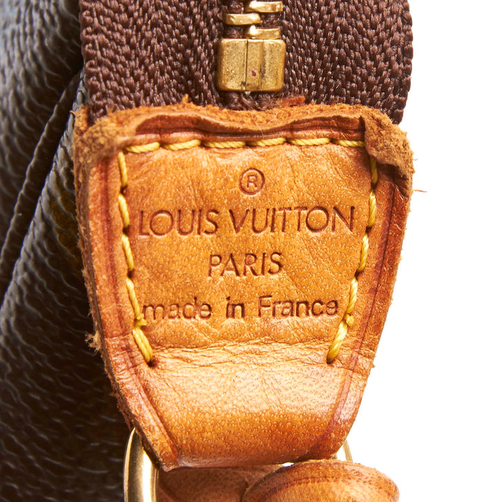 pochette accessoires monogram canvas bag