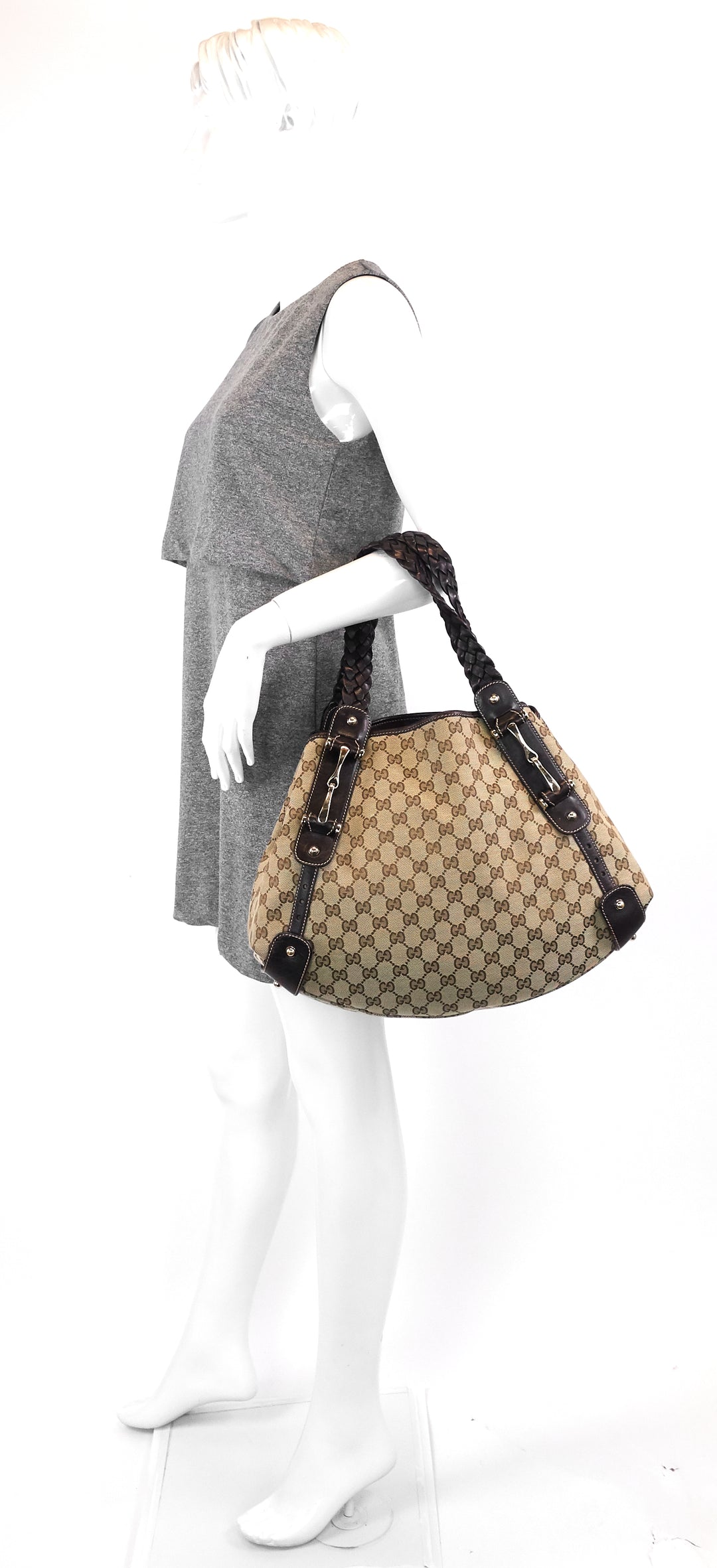 pelham medium gg canvas hobo bag