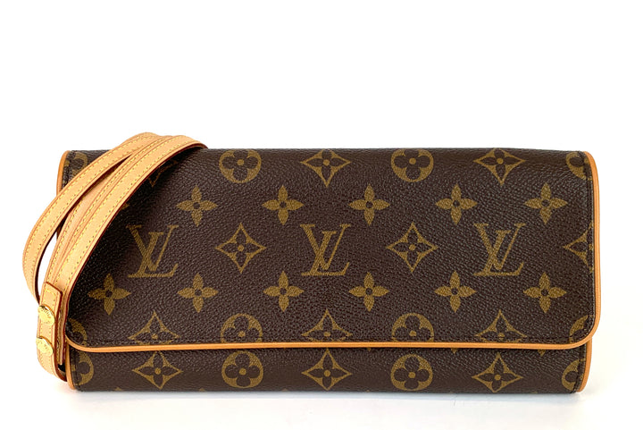 pochette twin gm monogram canvas bag