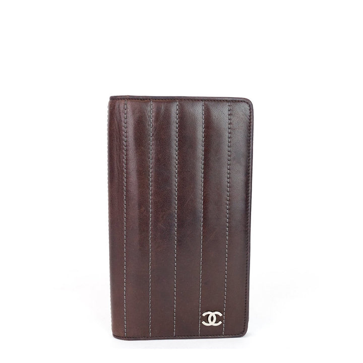 long bifold lambskin leather wallet