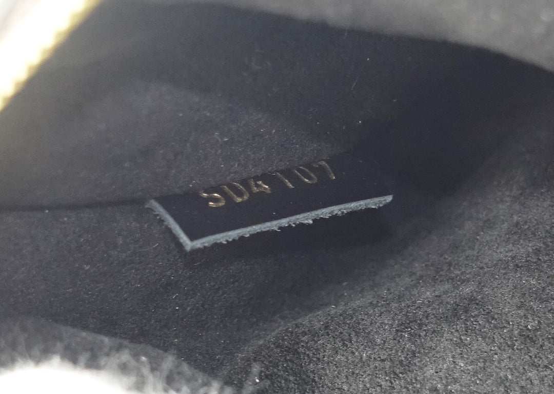 pochette metis reverse monogram canvas bag