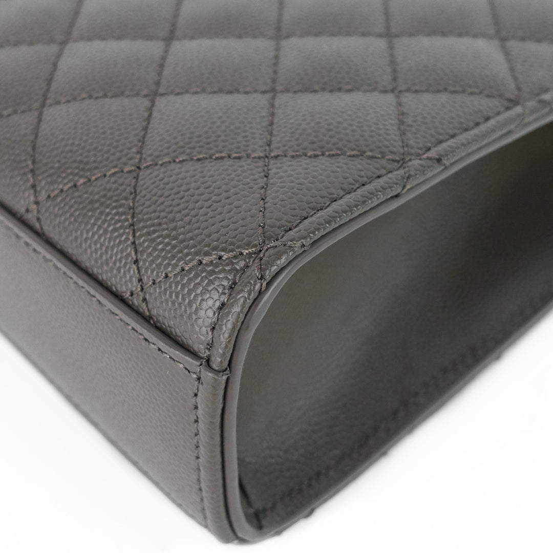 envelope grain de poudre matelassé medium calfskin leather bag