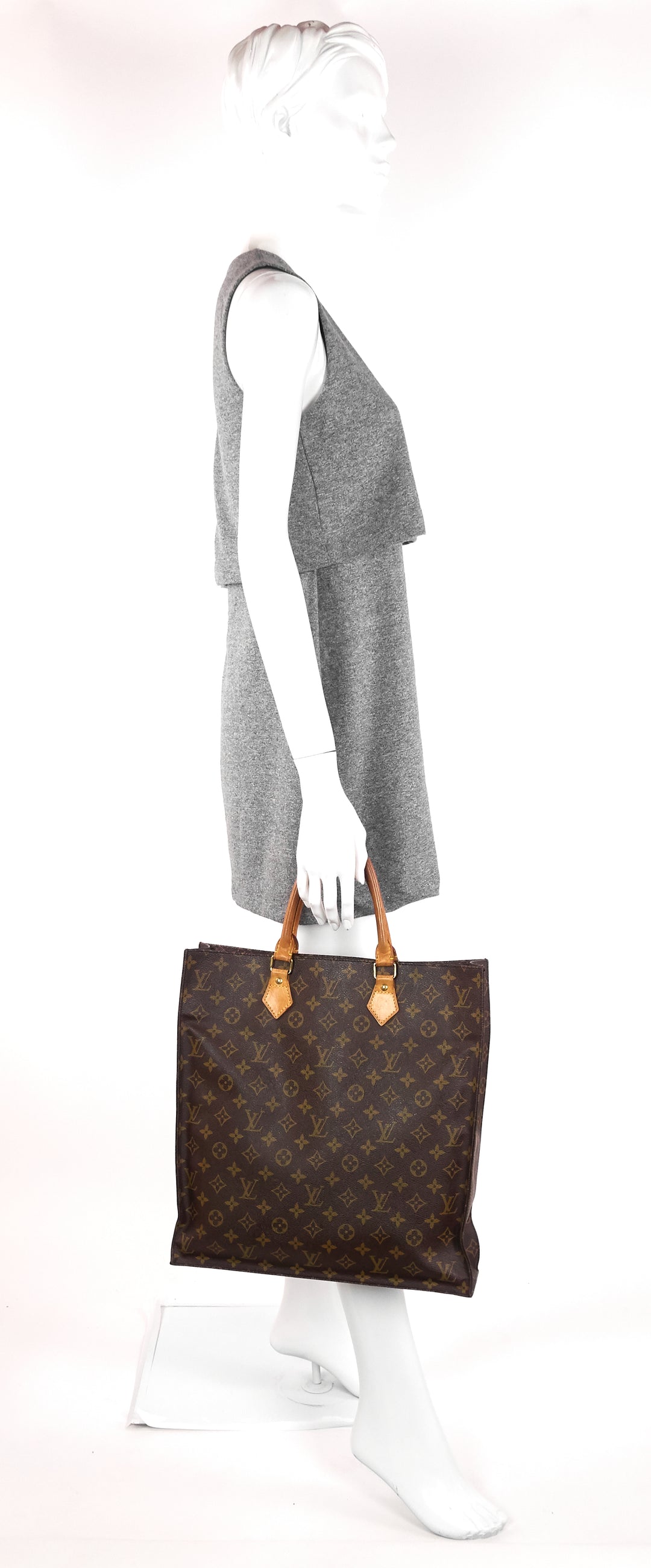 sac plat gm monogram canvas handbag