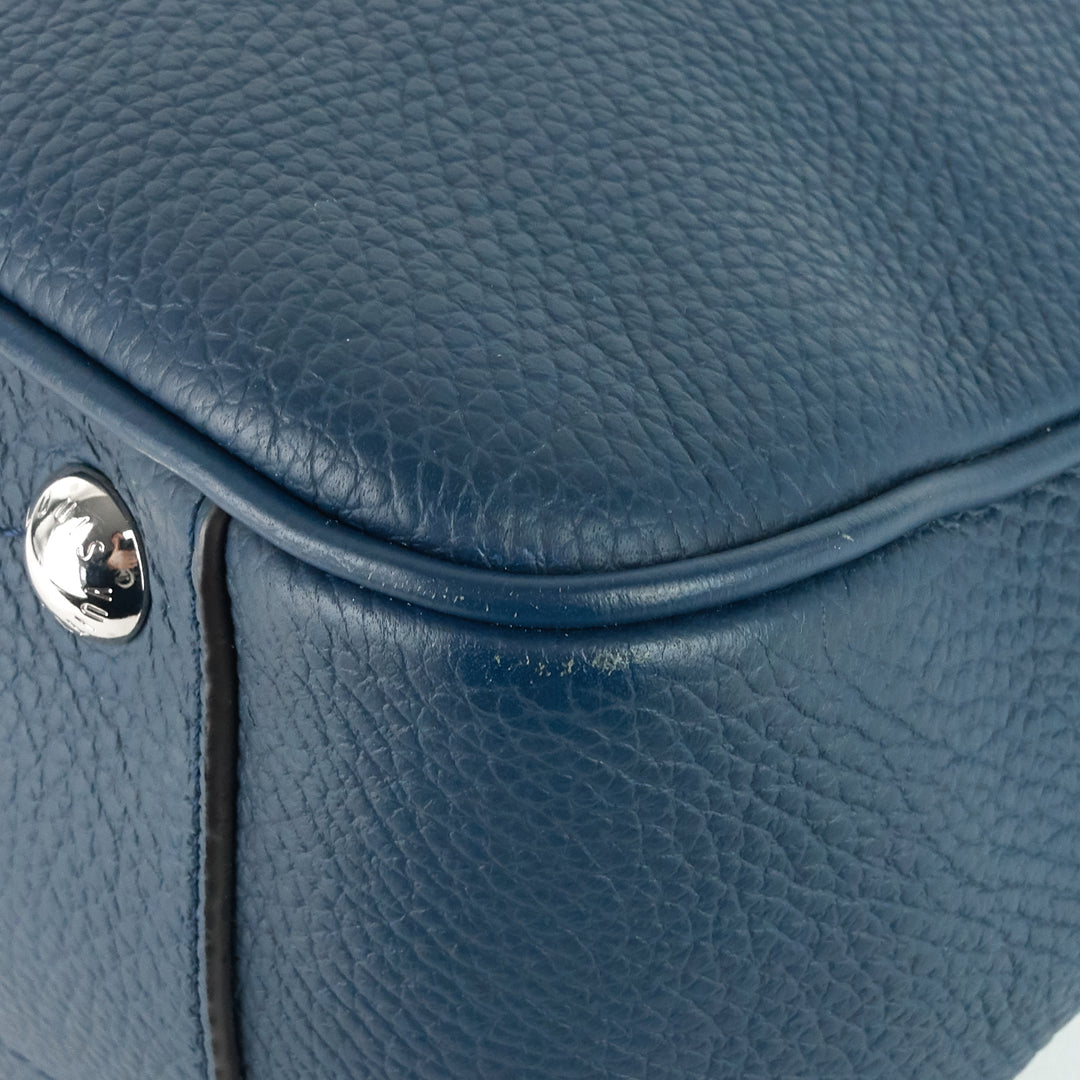 armand taurillon leather messenger bag