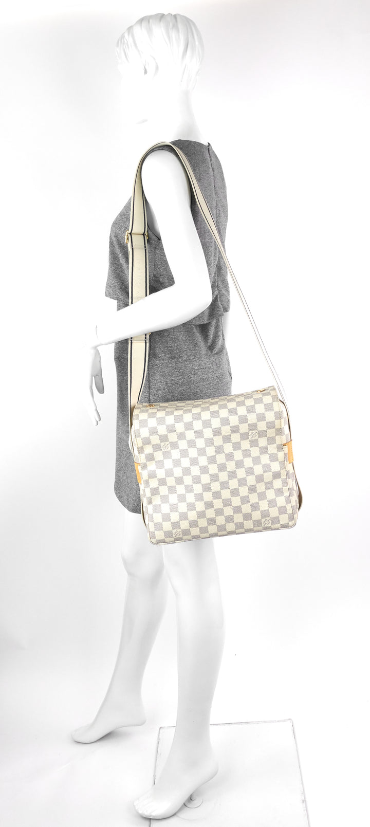 naviglio damier azur canvas messenger bag
