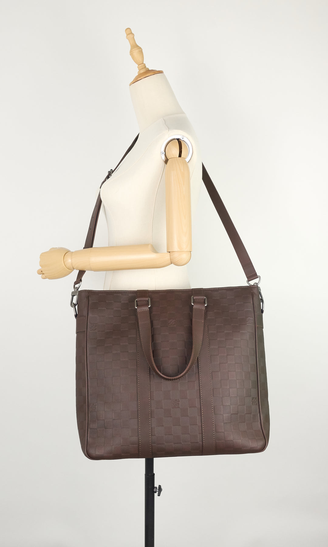 tadao damier infini leather bag